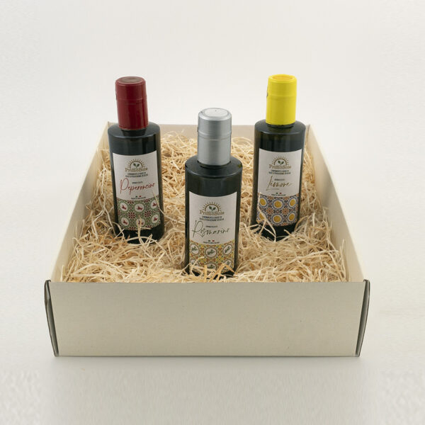 Cofanetto Olio extravergine di oliva aromatico 250 ml (3 bottiglie)